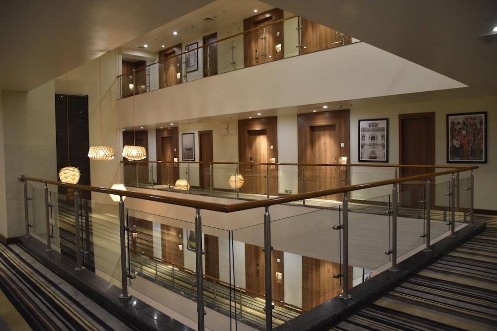 Hotel Lemon Tree Premier, Patna Zewnętrze zdjęcie