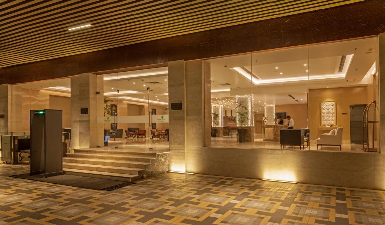 Hotel Lemon Tree Premier, Patna Zewnętrze zdjęcie